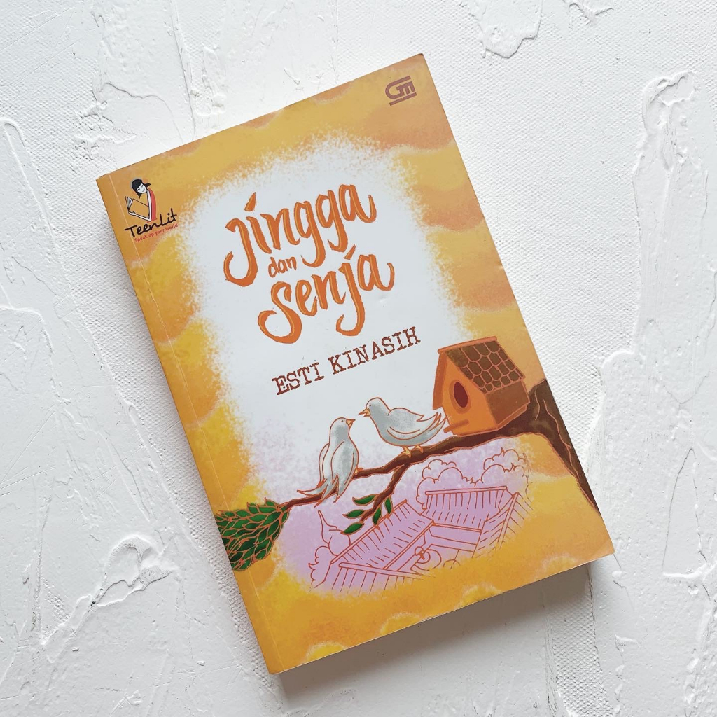 Preloved Novel: Jingga dan Senja #1: Jingga dan Senja by Esti Kinasih