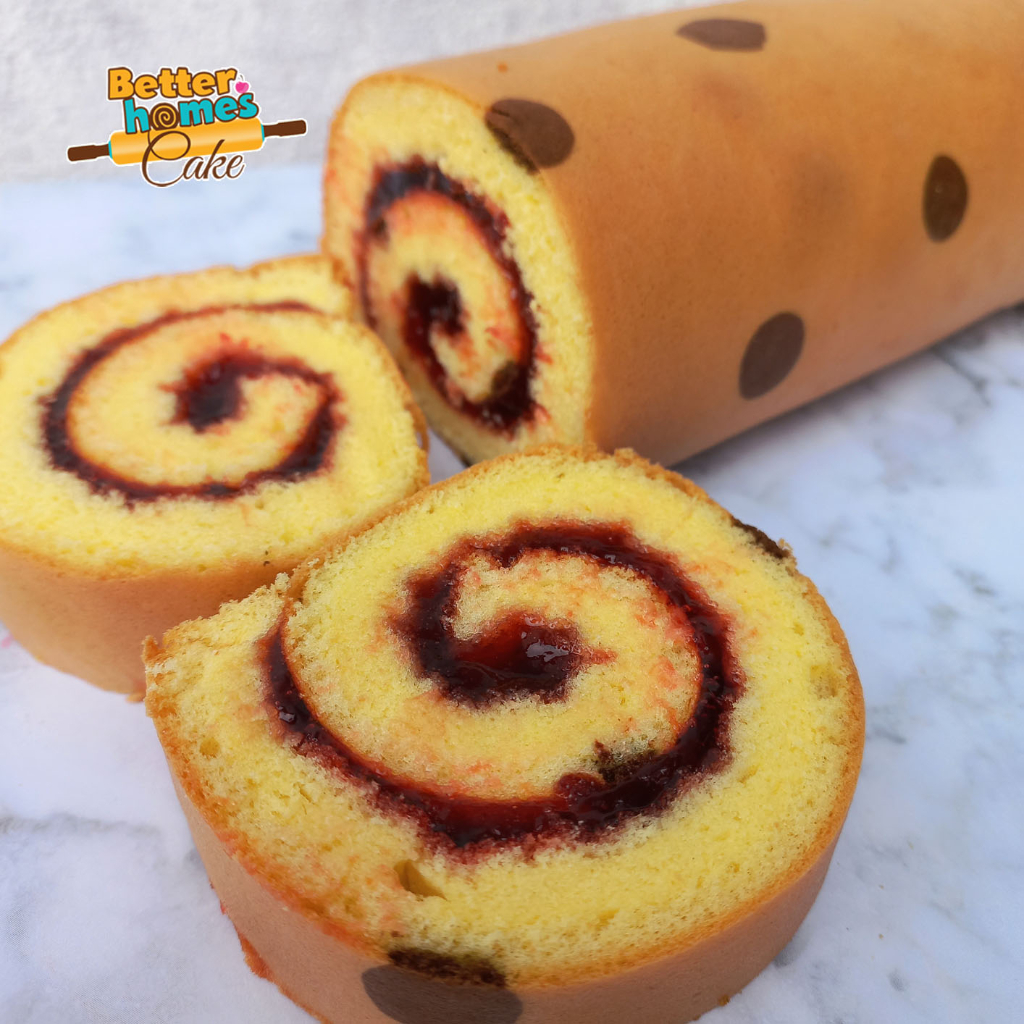 

Strawberry Roll Cake / Bolu Gulung