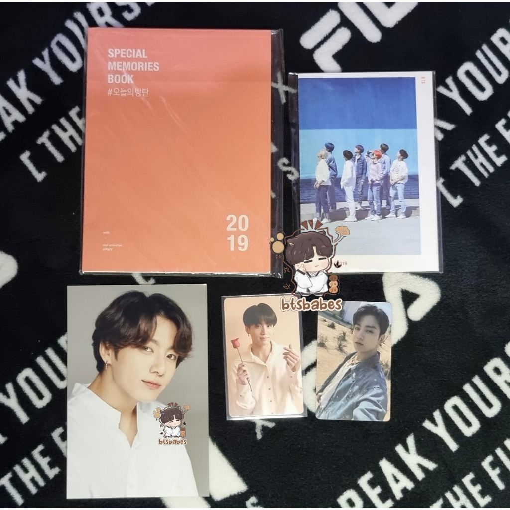 memories of 2019 memo 19 pc jungkook + special memories book + folding mini booklet / postcard armyk
