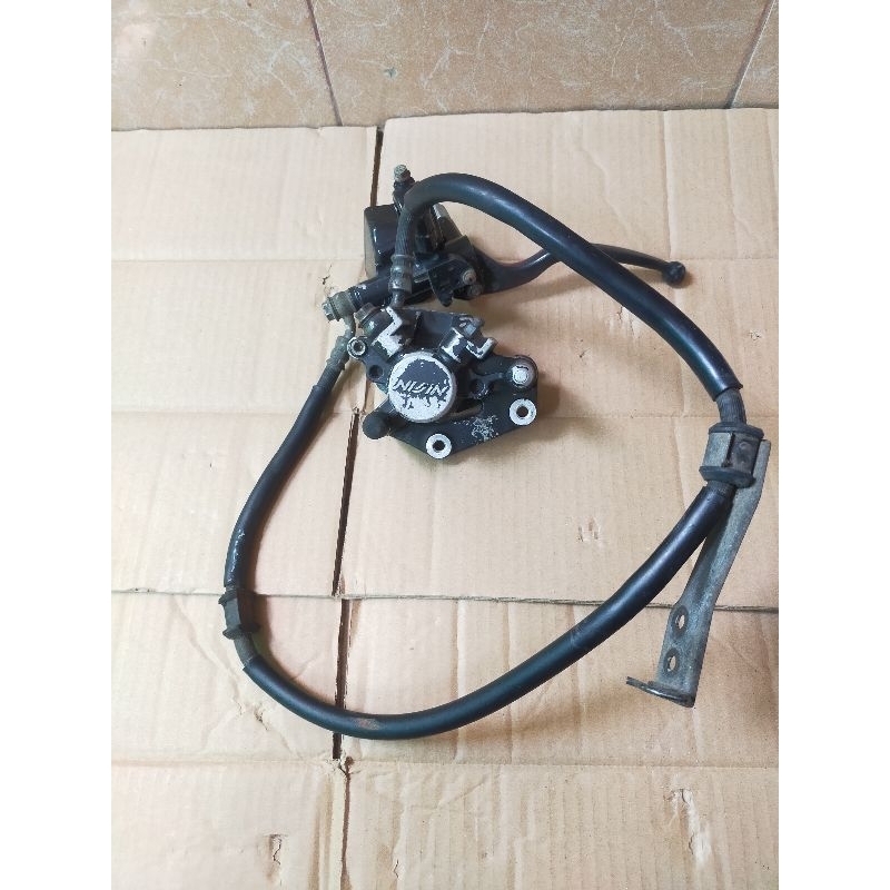 Master kaliper rem depan pala babi depan suzuki Spin 125 original