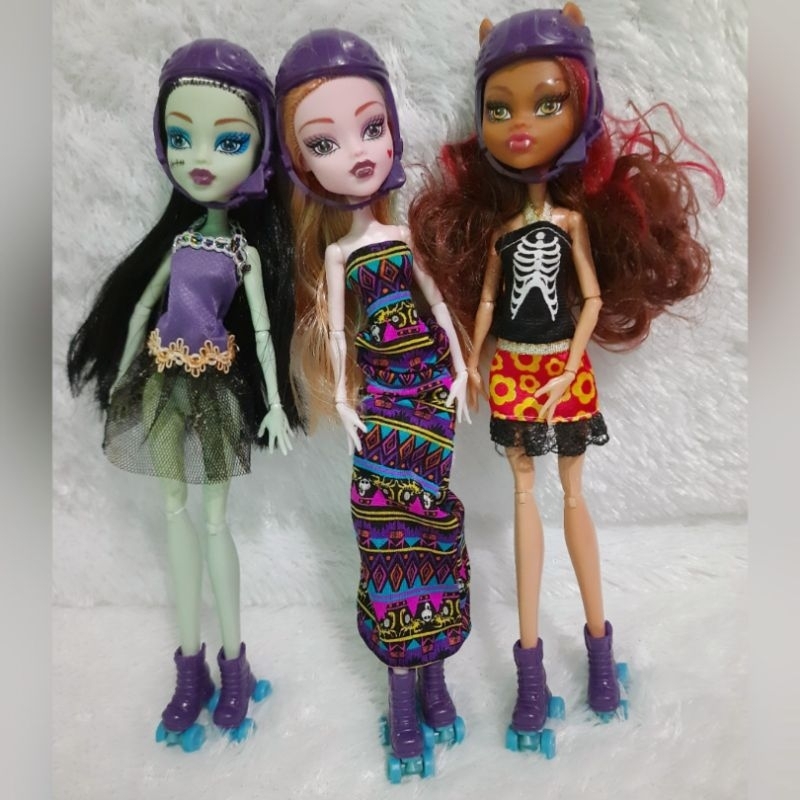 boneka barbie monster high non ori pivotal preloved bekas murah