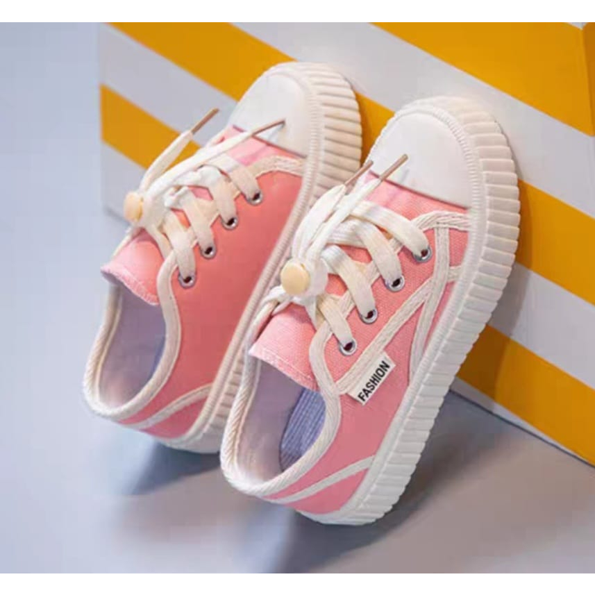 Sepatu Sneakers Anak Perempuan Fashion AS185