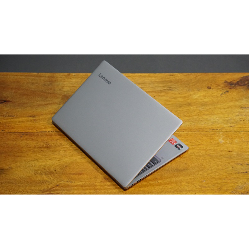 Lenovo Ideapad 720S Ryzen7 SSD 512GB