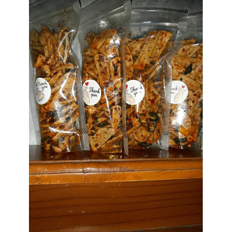 

Basreng pedas dan original daun jeruk