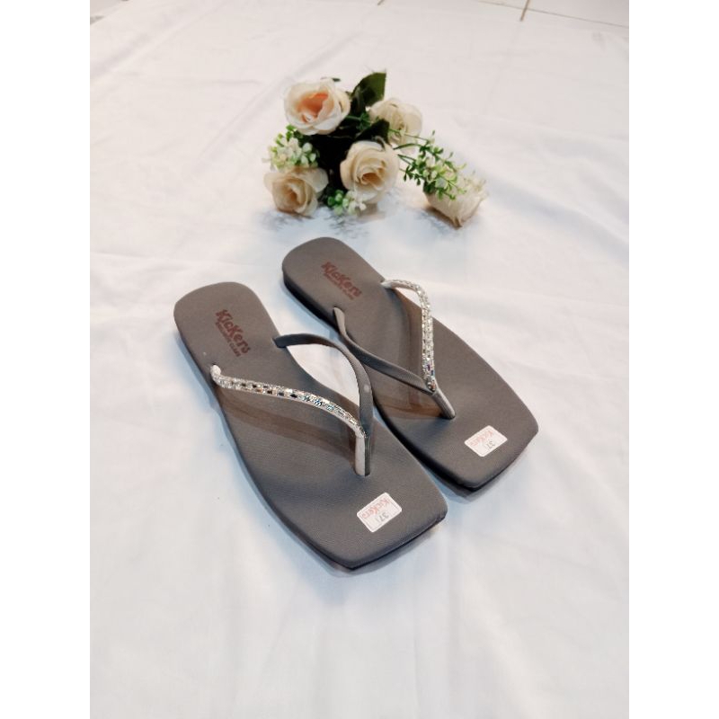 Sandal Japit Model Terbaru/Sandal wanita