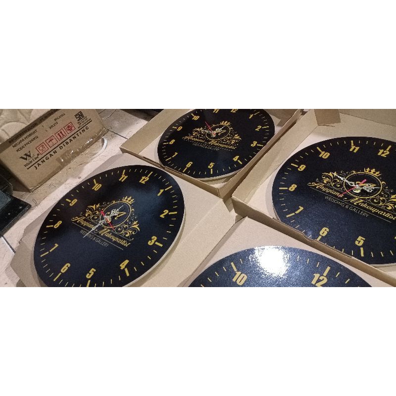 jam foto custom mdf