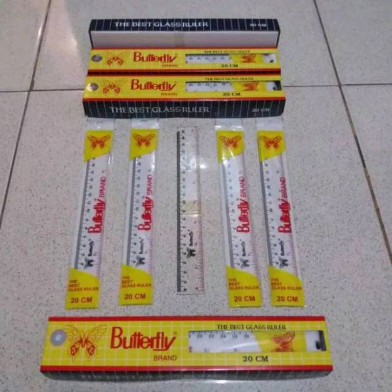 

Penggaris Plastik 20cm Butterfly / Mistar 20 cm