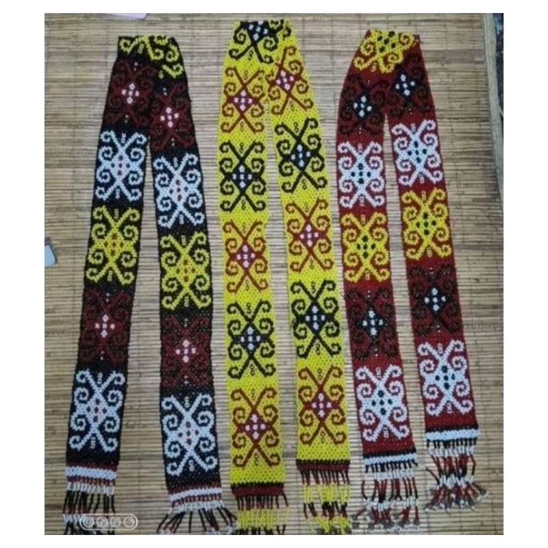 SYAL MANIK MOTIF DAYAK KHAS KALIMANTAN