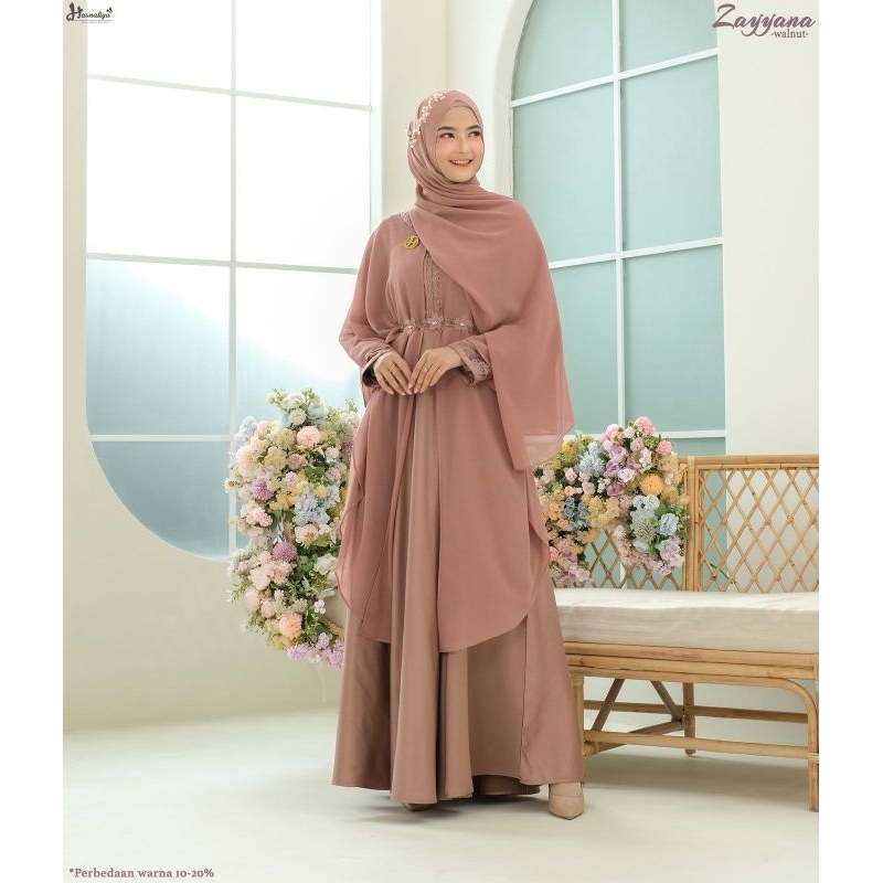 Dress Mom Zayyana (Walnut) Couple Family