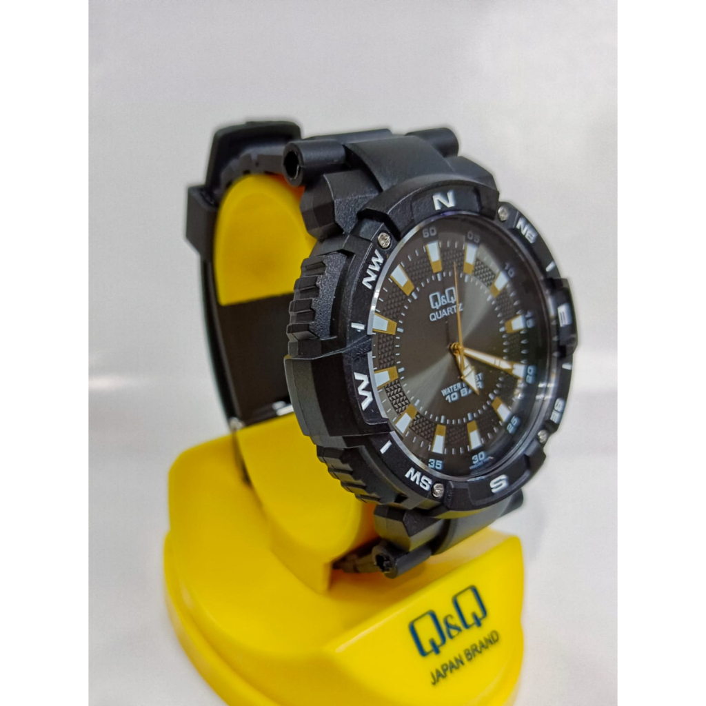 SALE 7.7 Jam Tangan Pria Sport Kokoh Karet Rubber Analog Original Q&amp;Q QNQ QQ VQ66/VR16/VR84/VR86/VR88 Series