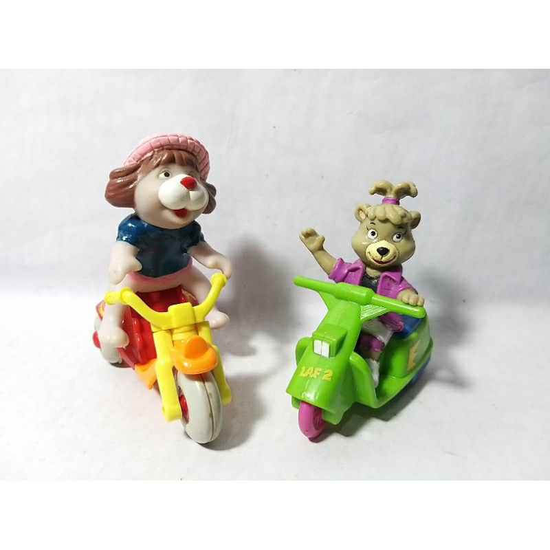 Motor Sepeda Bike Bicycle Vespa Cindy Yogi Bear Beruang Gowes Silverlit Hanna Barbera 1991 Mix Figur