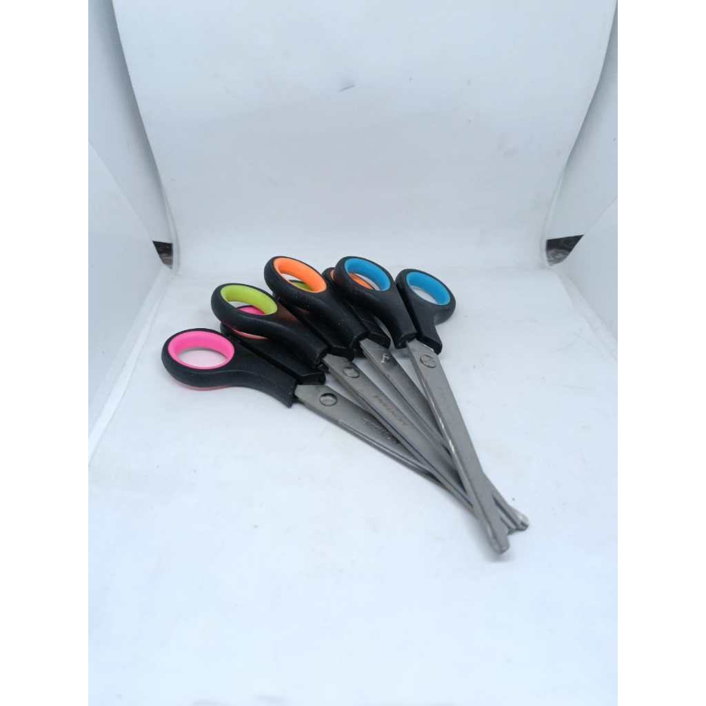 GUNTING PANJANG BESI MEREK MONTANA 560 1 LEMBAR ISI 12 PC