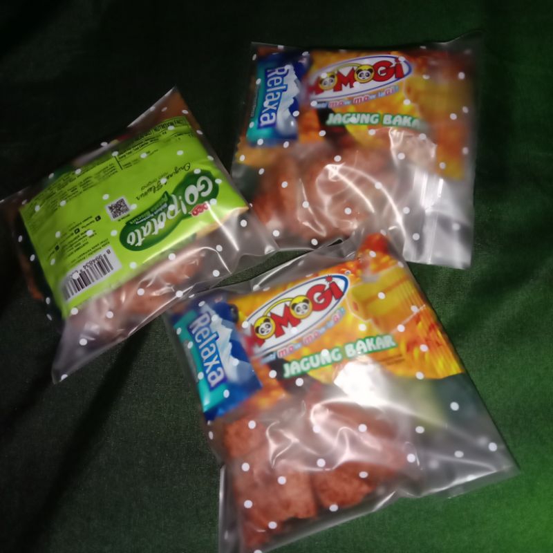 

PAKET HAMPERS SNACK - MINI HAMPERS - HAMPERS ULANG TAHUN - MINI BINGKISAN - HAMPERS SNACK - SET HADIAH