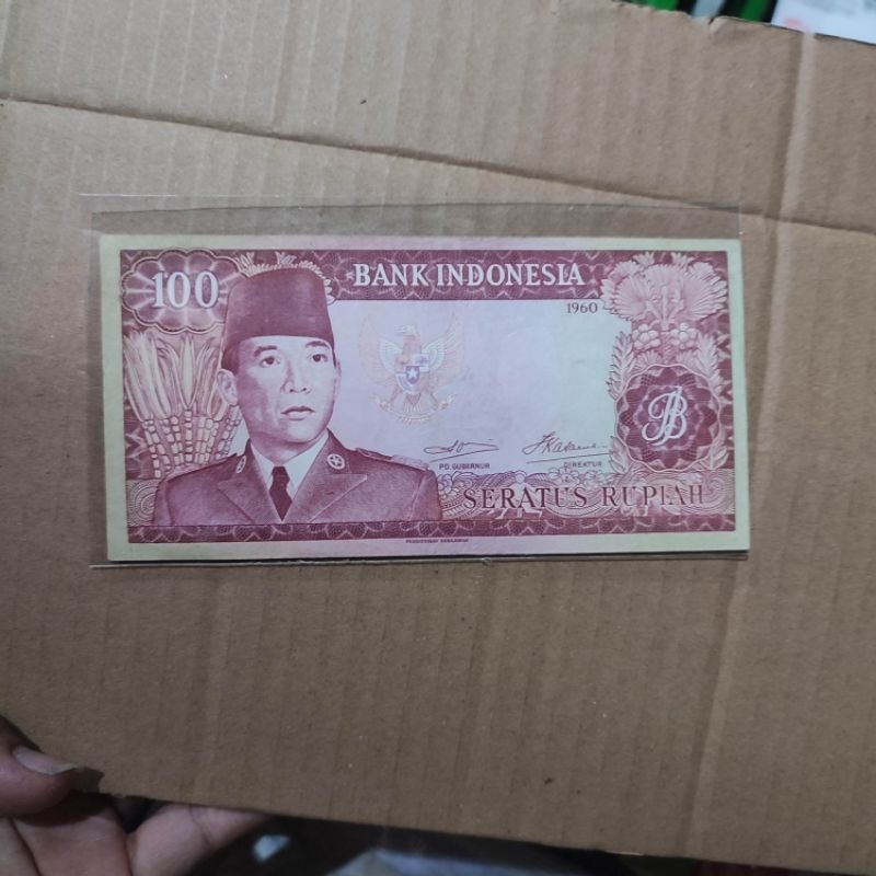 Uang kuno 100 rupiah soekarno asli tahun 1960