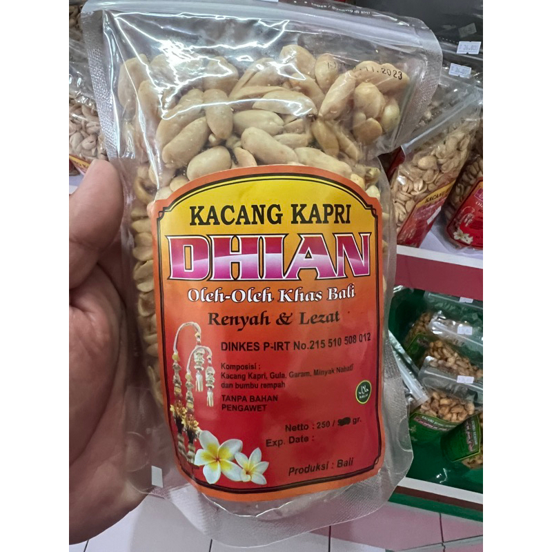 

KACANG KAPRI DHIAN 250 Gram oleh oleh khas bali dijamin renyah dan bergizi