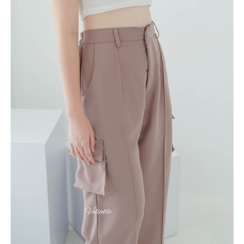 (M-XXL) Loona Cargo Highwaist Pants Polyester Valiable