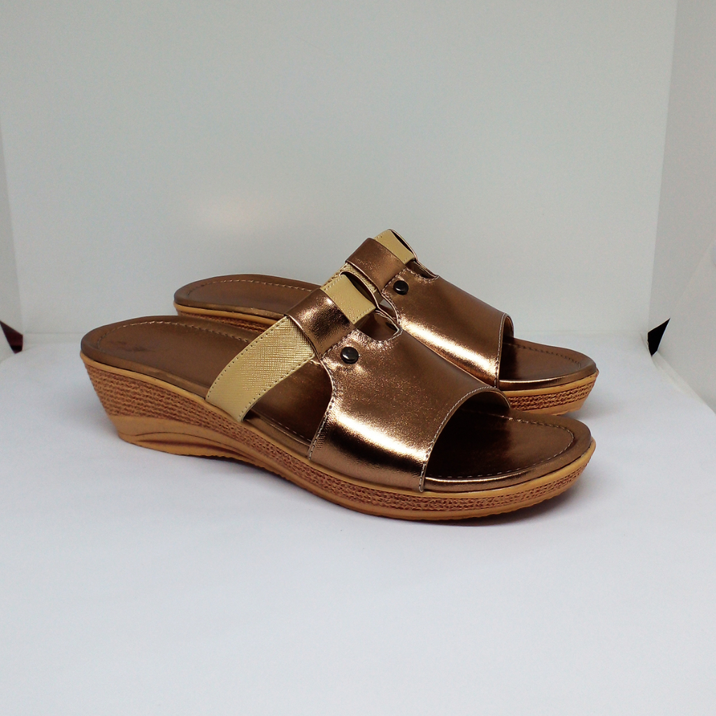 Terlaris Wedges Kondangan & Pengajian Ibu Ibuk Heels Rendah 3Cm