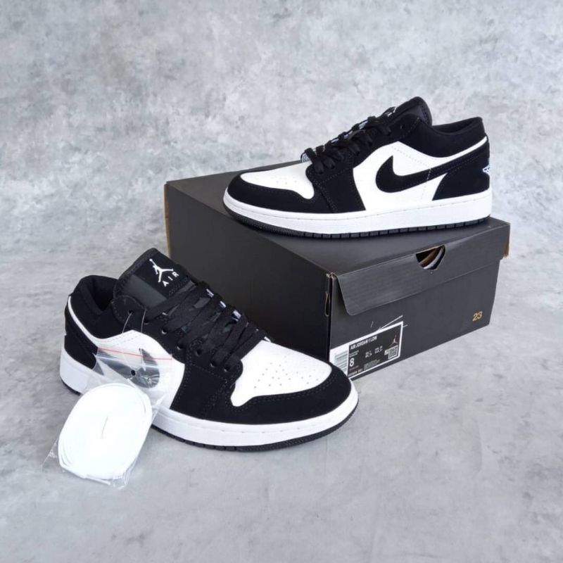 Air Jordan 1 Low Panda Black White