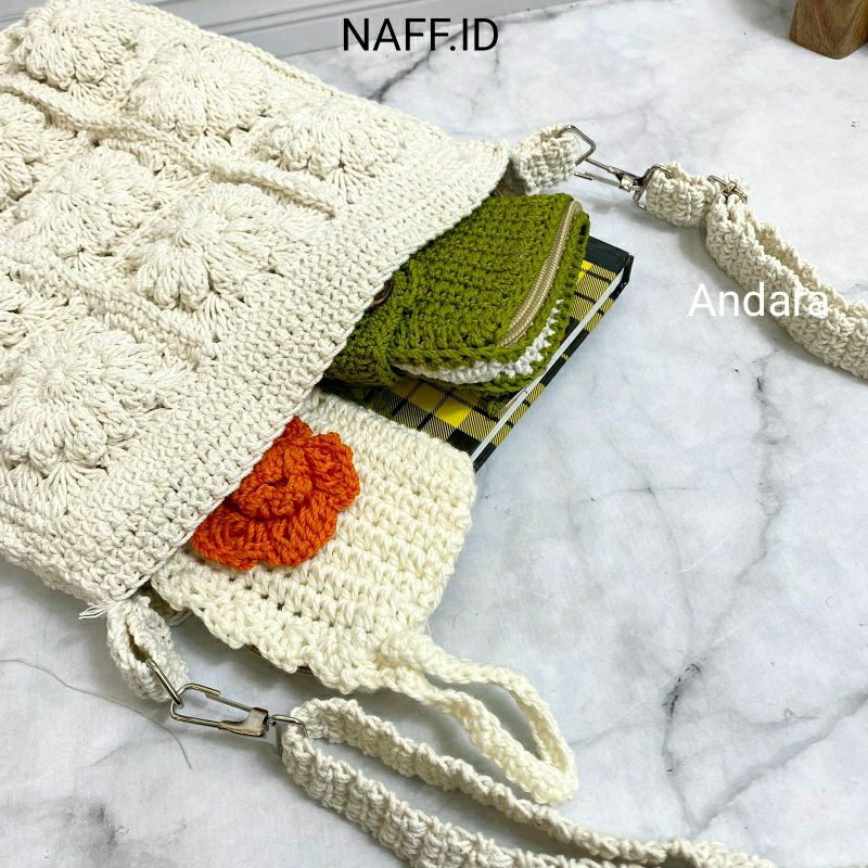 NAFF.ID-&quot;Andara&quot; Tas Handmade Selempang Bunga Polos Putih