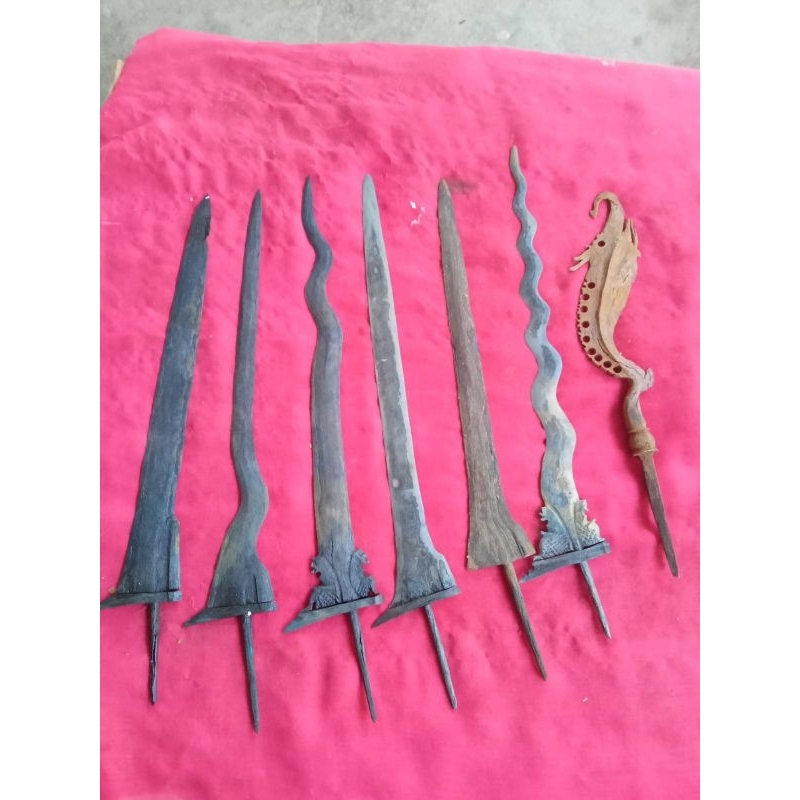 borongan keris +kujang naga