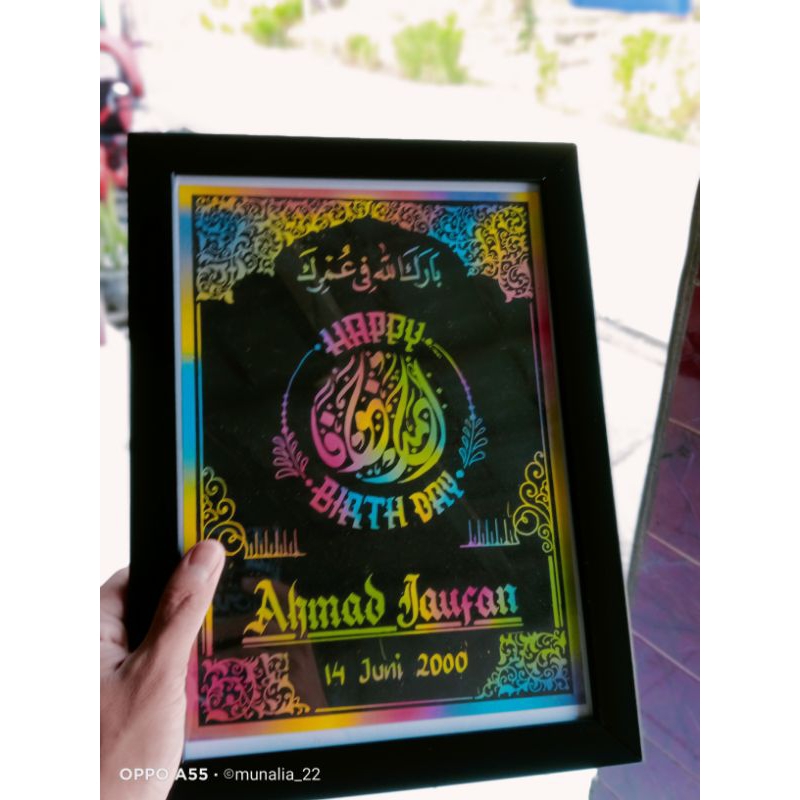 

KALIGRAFI NAMA KERTAS PELANGI