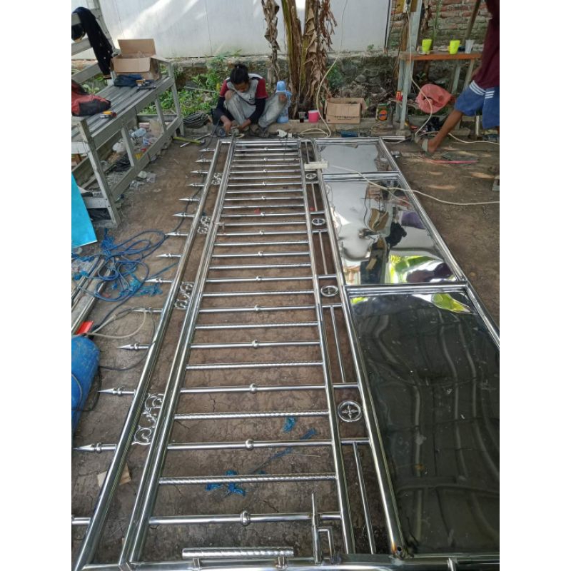 pagar stainless steel minimalis