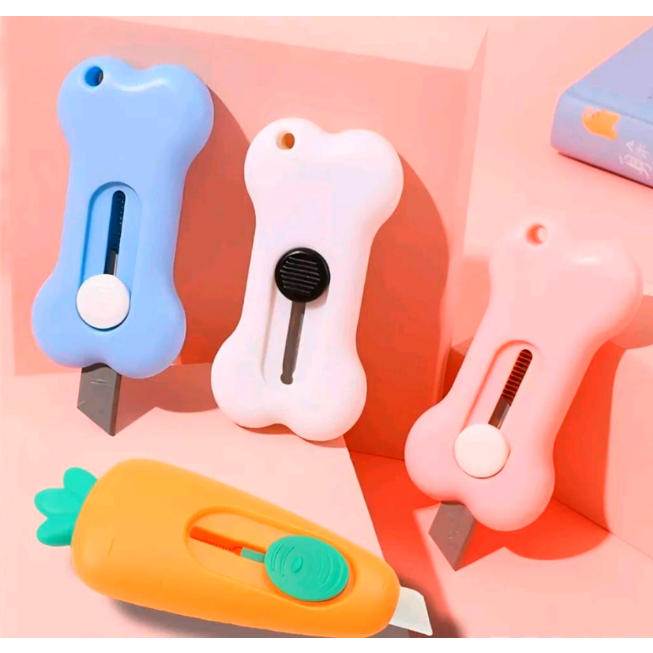

BSS - Mini Cutter Portable Bentuk Lucu Alat Pemotong Kertas Pisau Mini
