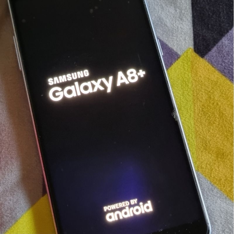 Samsung Galaxy A8+ 2018 bekas (second)