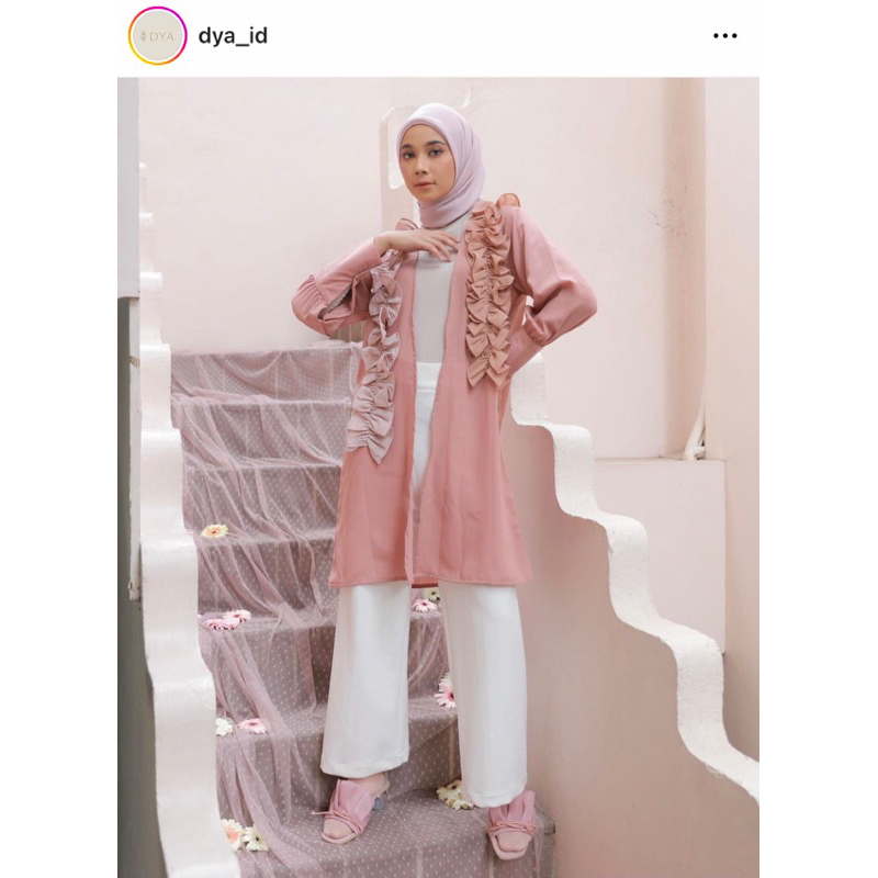 Outer Dya_id Preloved