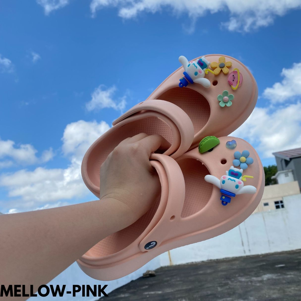 SANDAL WEDGES WANITA DESAIN CANTIK FREE JIBBITZ BAHAN RUBBER IMPORT MELLOW