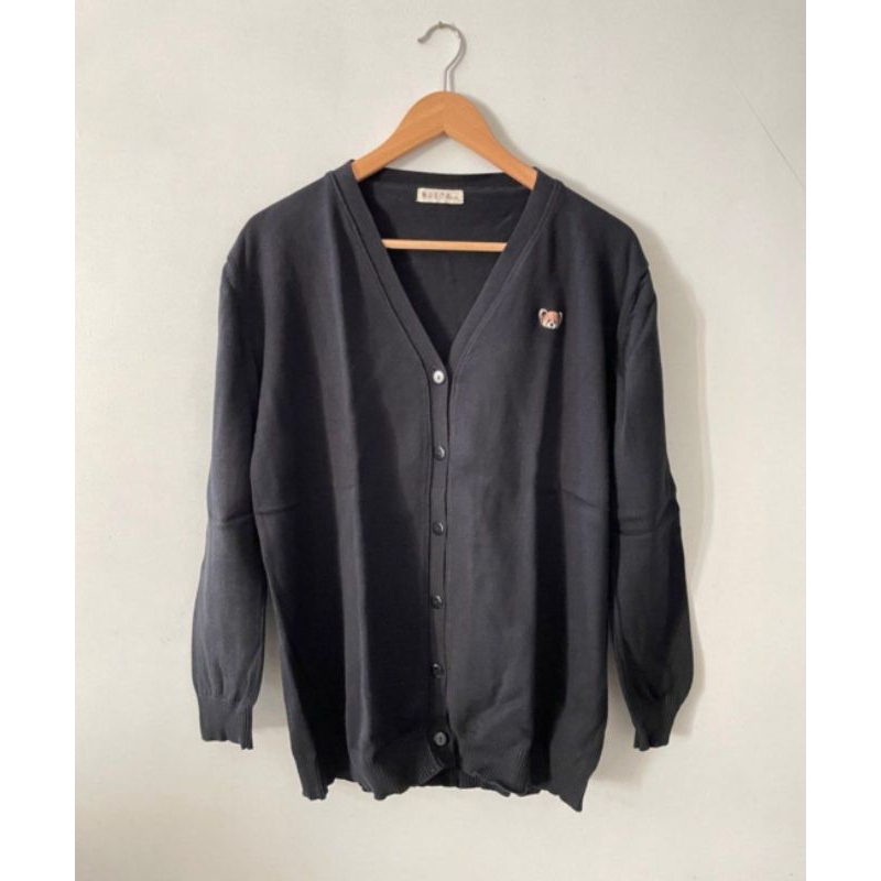 ponya cardi nueta preloved