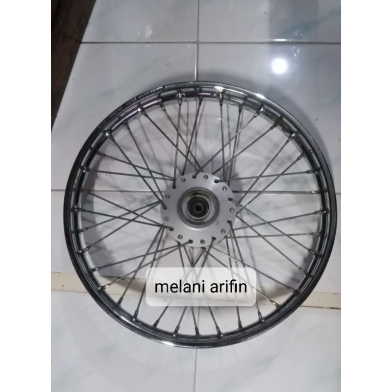 Velg/pelek jari-jari depan set tromol yamaha vega r lama/fiz r/crypton original