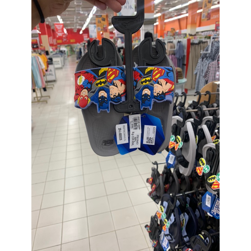 Sendal anak justice league