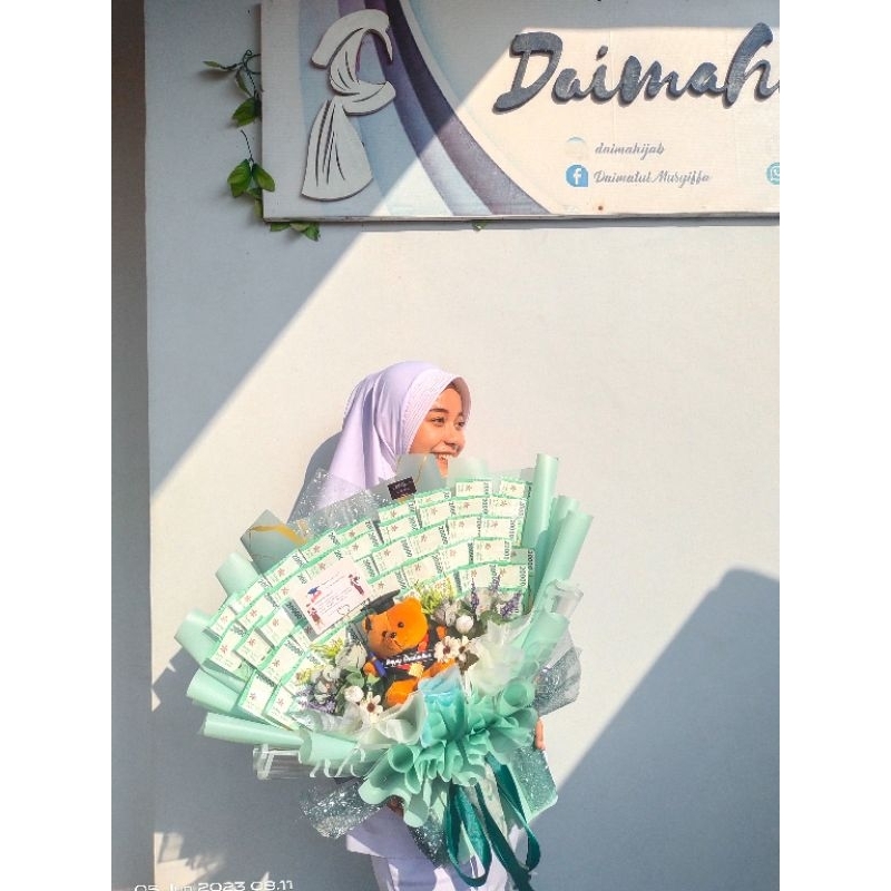 money bucket asli | buket uang | buket boneka | buket wisuda