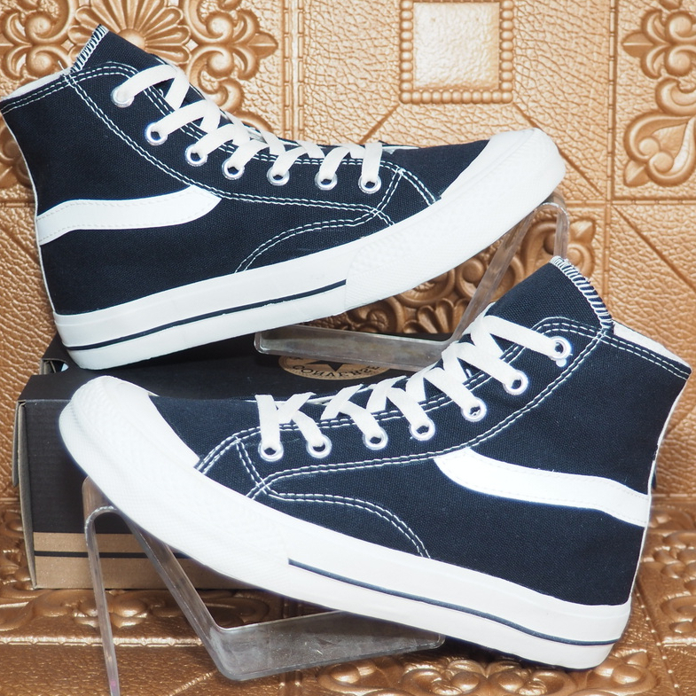 SEPATU CONVERSE ALL STAR HIGH CHUCK TAYLOR II CONVERS ALLSTAR TINGGI SEPATUCONVERSE UNDEFEATED