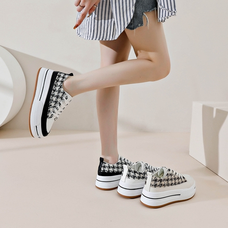 [ORIGINAL BER-HOLOGRAM] SNEAKYSHOES SEO YOON SEPATU WANITA CASUAL FASHION TALI - N6278