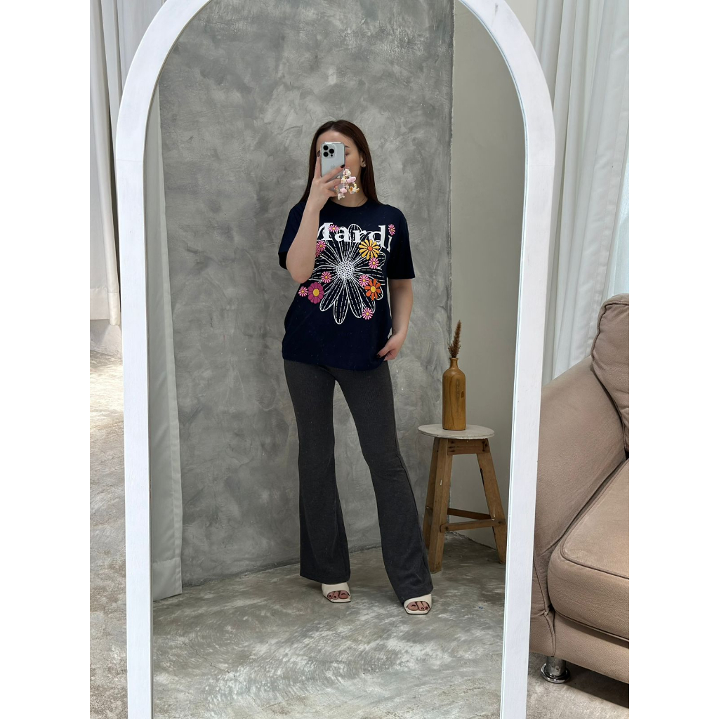 INFINITEE Kaos Oversize Wanita Atasan Wanita Jumbo Bahan Cotton Combed 30s Flower