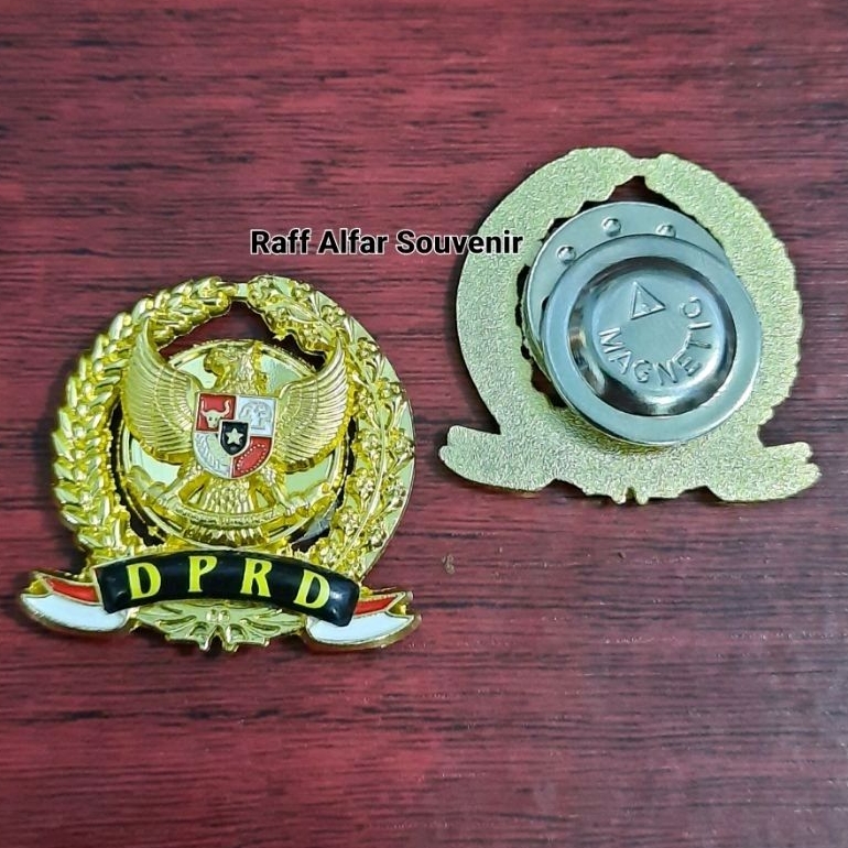 PIN DPRD - LENCANA DPRD