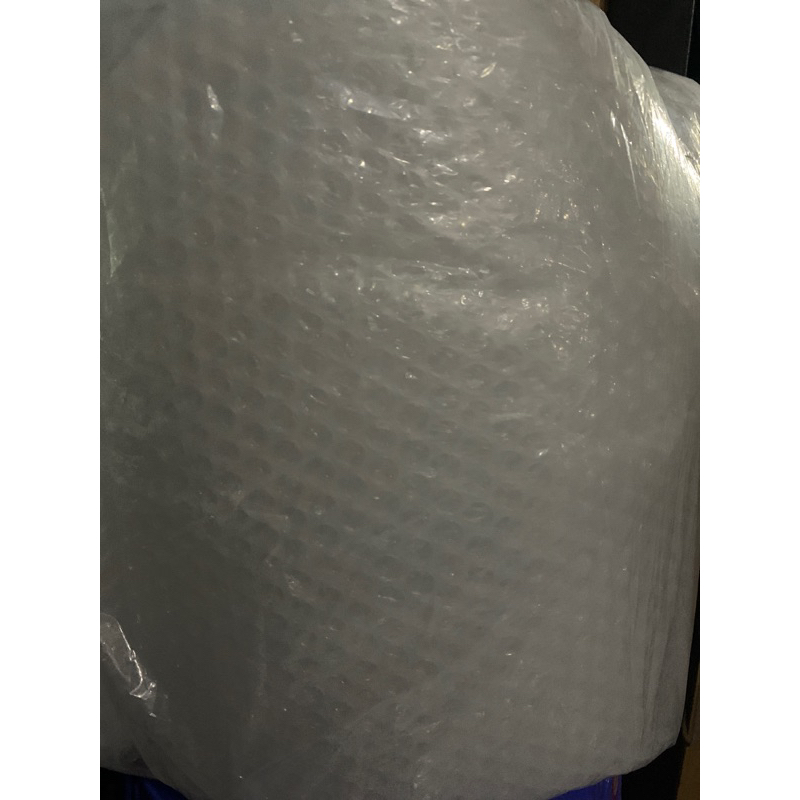 

bubble wrap + kardus