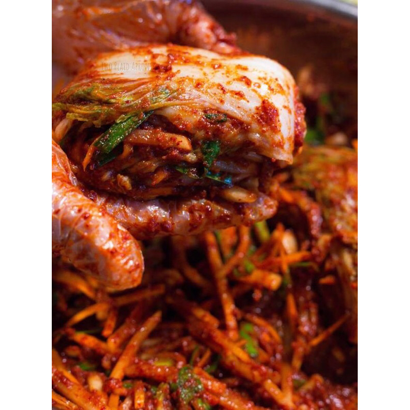 

KIMCHI PEDAS 1KG / KIMCHI SAWI putih PEDAS 1KG