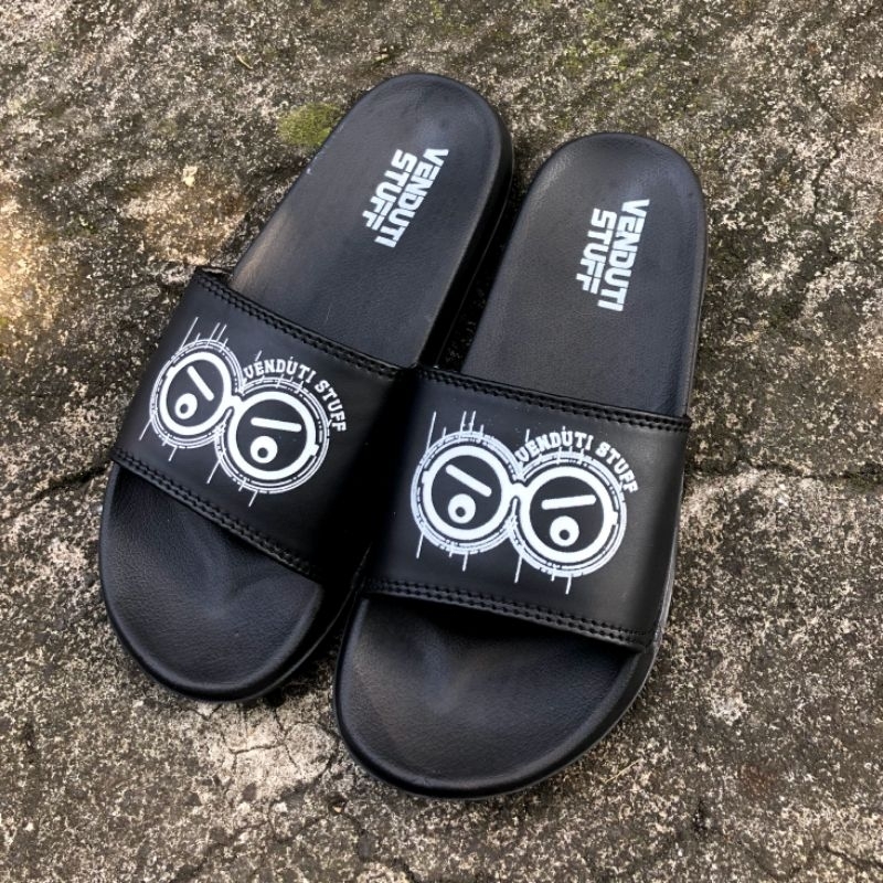 Sandal Pria Wanita Slide Kekinian Sandal Venduti Stuff Slip On Original Unisex