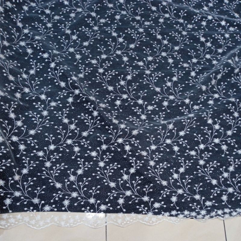 tile gliter Motif tanpa mutiara