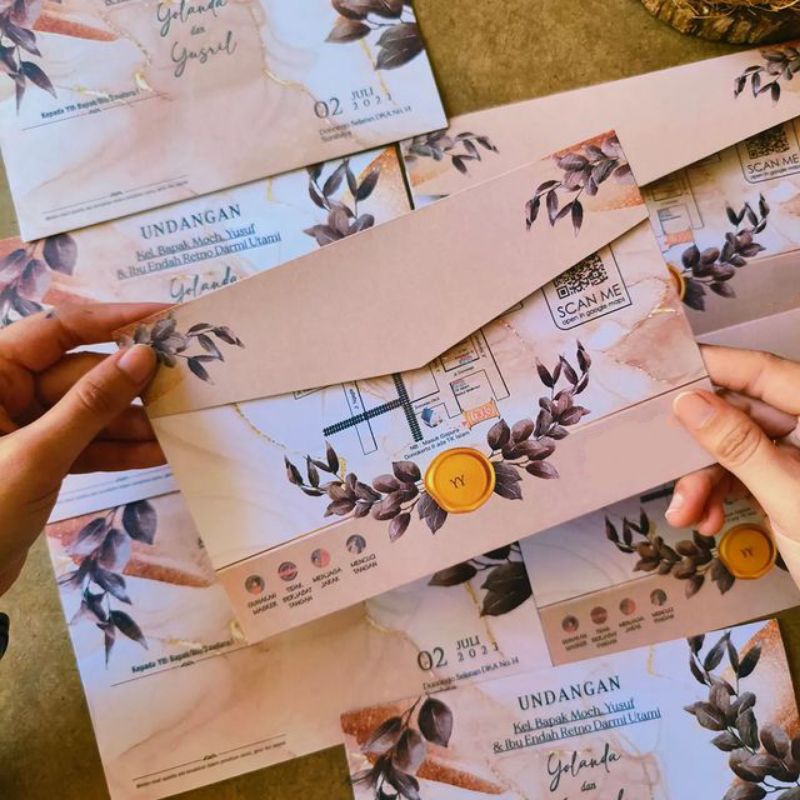 

UNDANGAN semi amplop RAF-79