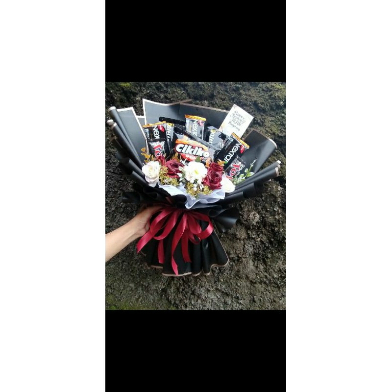 

Bucket Snack buket snack untuk hadiah ulang tahun/wisuda/lamaran