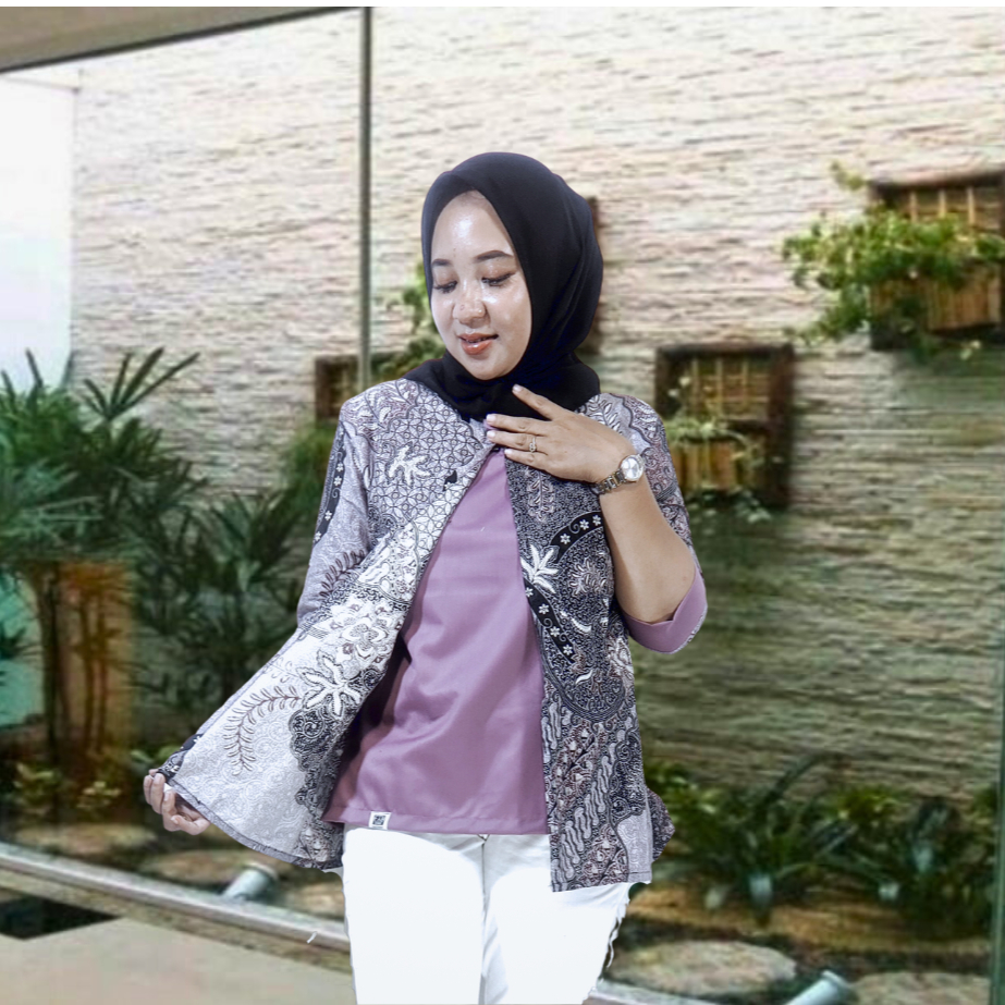 Batik Blouse Wanita Modern Vintage Kerja Kantoran Kombinasi Polos Lengan 3/4 Katun Halus HKMCO