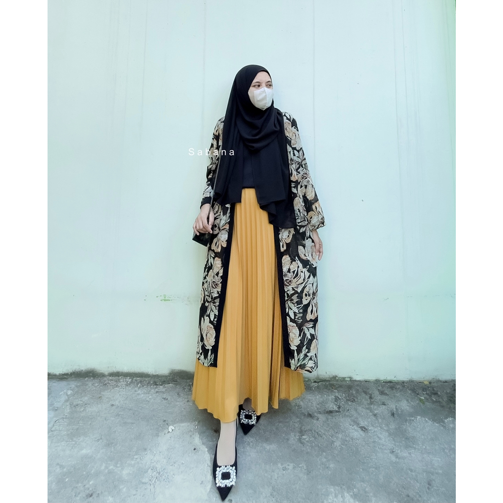 Sabana long outer floral