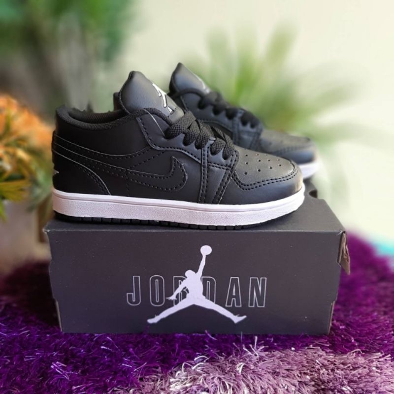 Sepatu Nike Air Jordan Anak Laki Laki Perempuan Grade Original Premium Quality Umur 1 2 3 4 5 6 7 8 9 10 Tahun Sepatu Sneakers Anak Laki Laki Perempuan Sepatu Jordan Anak Original 100% Dan Sepatu Sekolah Anak sd tk balita