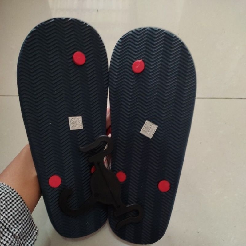 sandal max Marvel