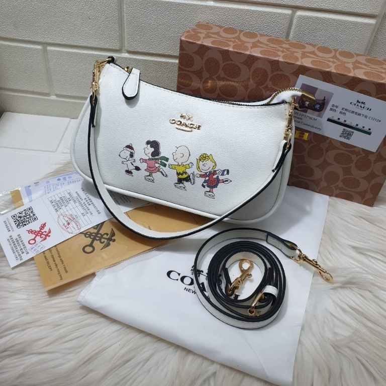 TAS COA SNOOPY IMPORT FREE BOX