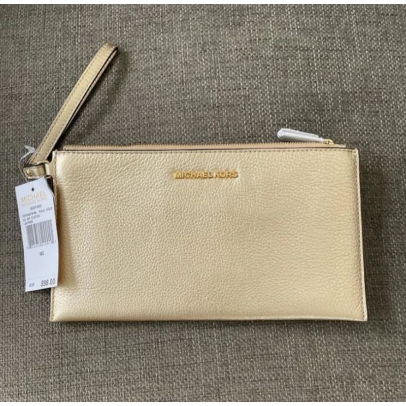Michael Kors Bedford Large Zip Clutch Leather (Pale Gold)